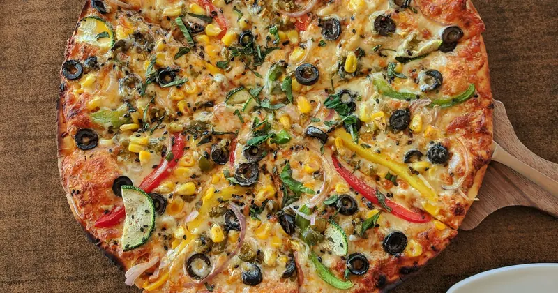 Pizza Especial con variedad de ingredientes